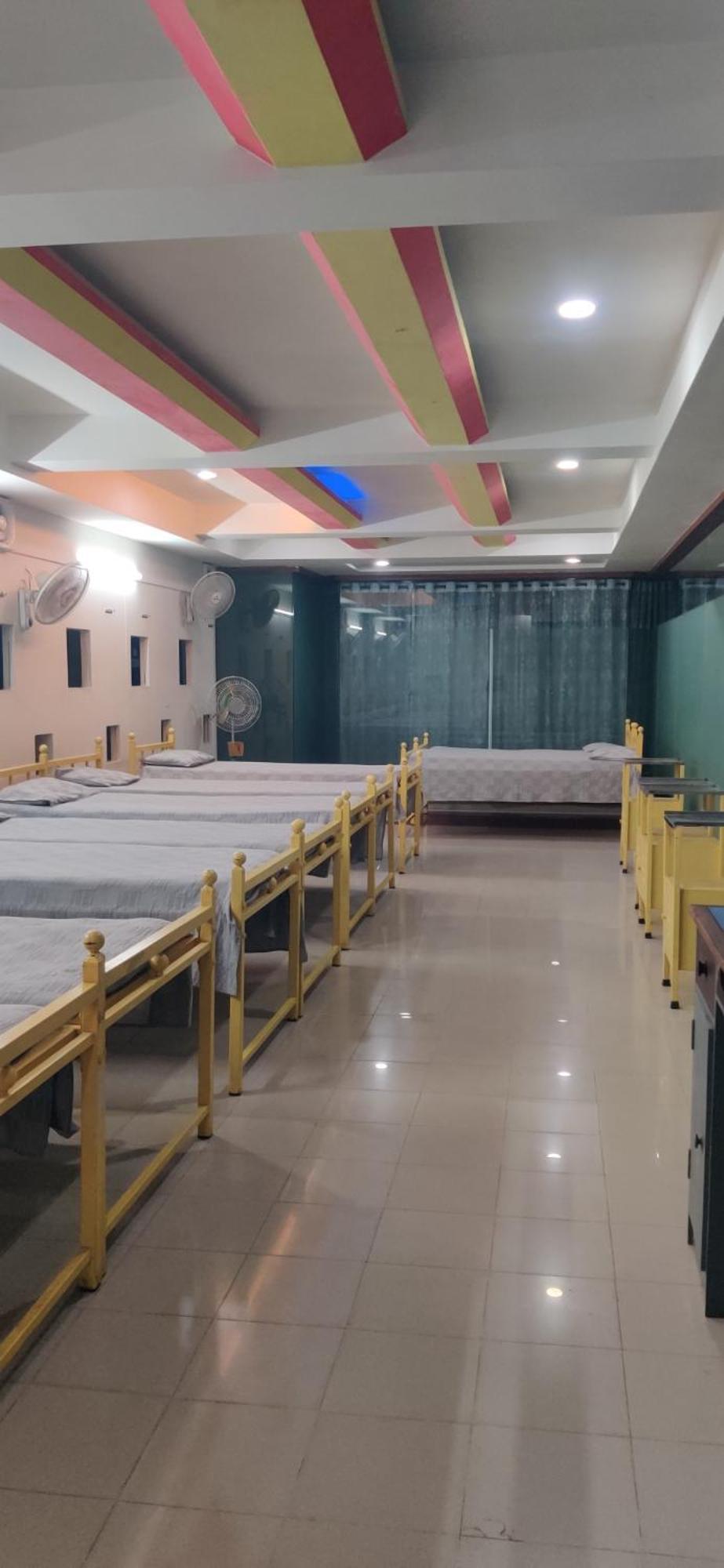 Bedspace Living Удупи Екстериор снимка